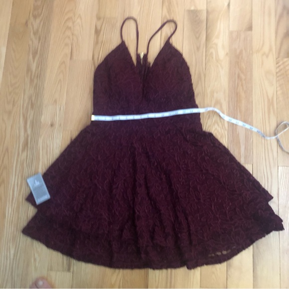 New Le Chateau sparkle lace  wine fit & flare wedding dress. - Picture 7 of 14